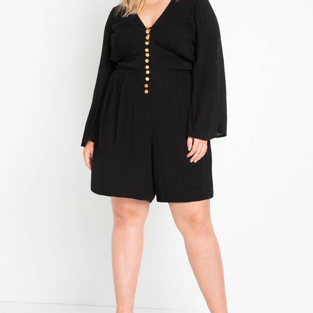 Flare sleeve Romper NWT